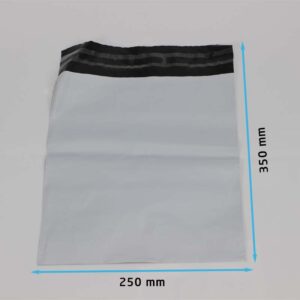 Futártasak szürke színű, leragasztható 250x350 mm