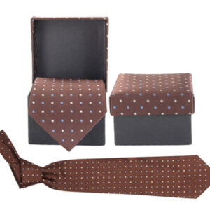 nyakkendő díszdobozban